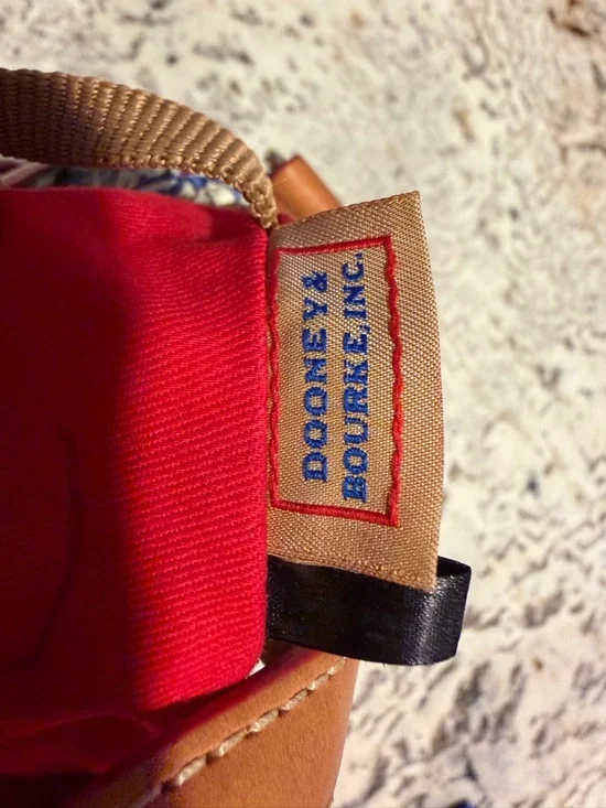 Dooney & Bourke Snow White Disney Rare Small Satchel Leather Purse Handbag - Picture 11 of 13